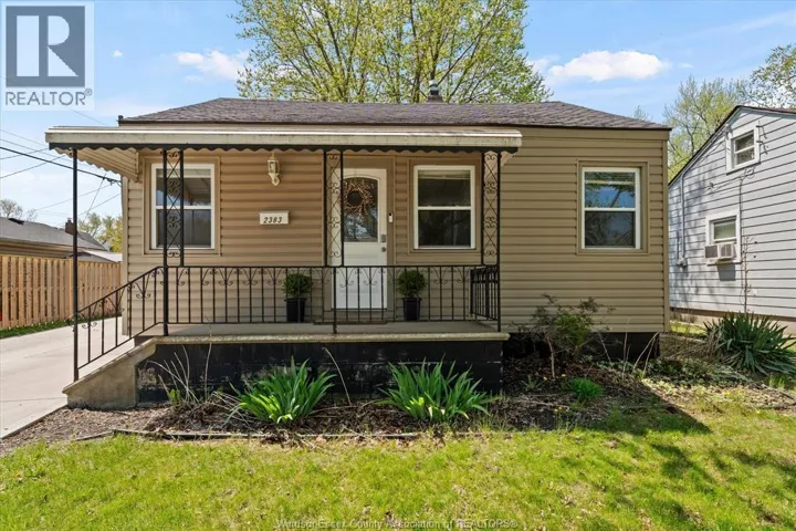 2383 ELSMERE, Windsor, Ontario N8W2C9