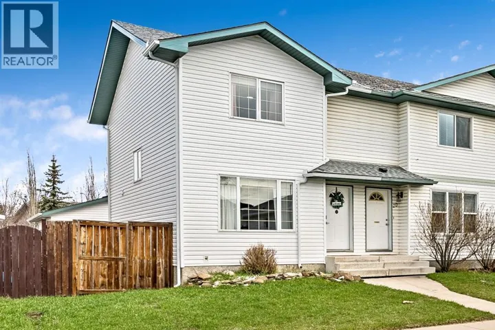 18 Green Meadow Crescent, Strathmore, Alberta T1P1H4