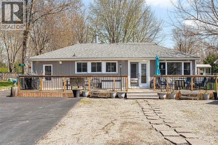 175 CLAREMONT LANE, Amherstburg, Ontario N9V2Y8