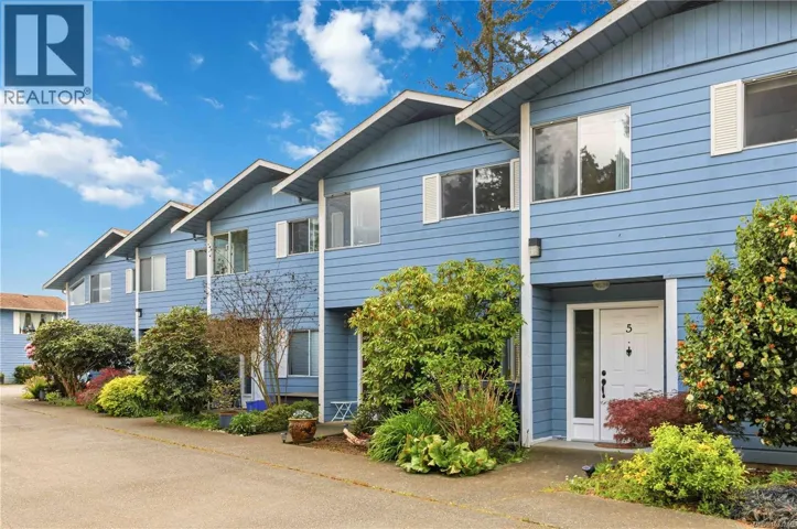 6 6110 Seabroom Rd, Sooke, British Columbia V9Z0B8