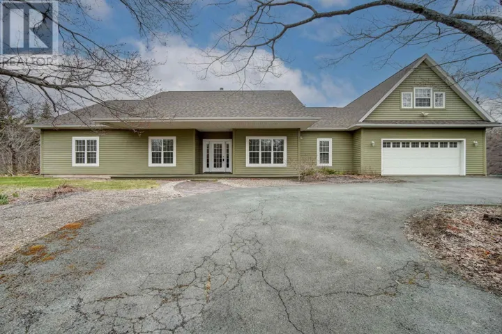 103 Sussex Drive, Stillwater Lake, Nova Scotia B3Z4J2