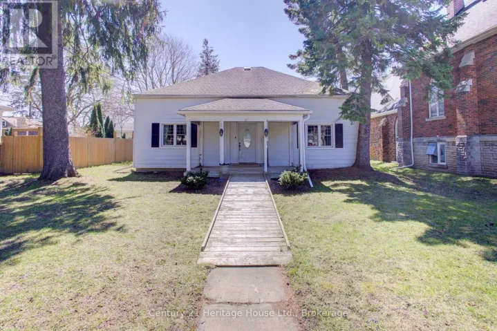 221 LAMBTON STREET E, West Grey, Ontario N0G1R0