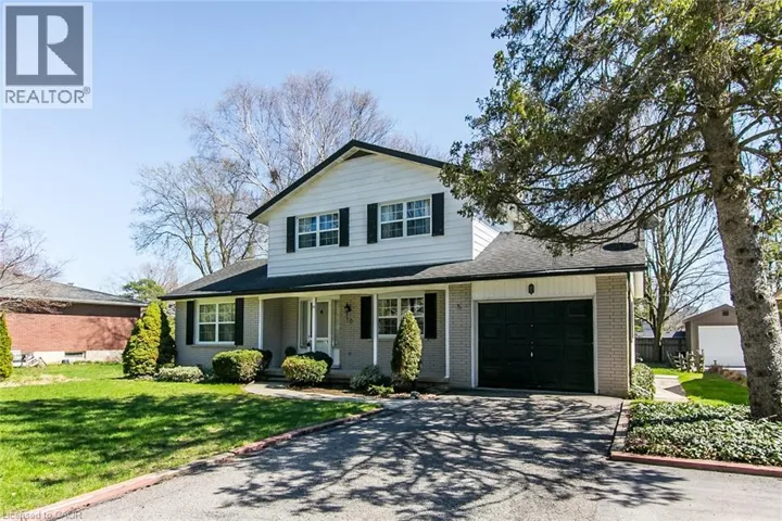 70 INWOOD Crescent, Kitchener, Ontario N2M2M1