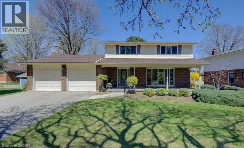 128 DALEWOOD Drive, Kitchener, Ontario N2A1G5