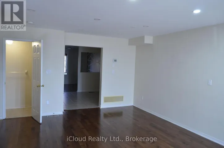 MAIN - 319 ASPENDALE CRESCENT, Mississauga (Meadowvale Village), Ontario L5W0E7