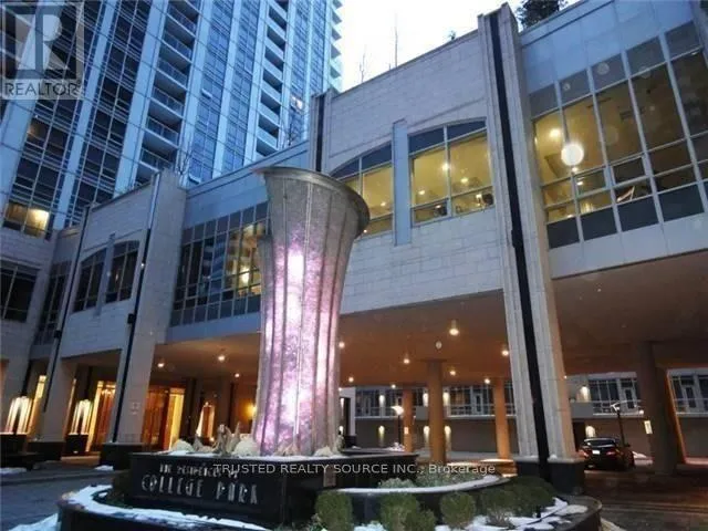 2514 - 761 BAY STREET, Toronto (Bay Street Corridor), Ontario M5G2R2