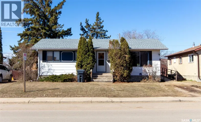 1581 110th STREET, North Battleford, Saskatchewan S9A2J5