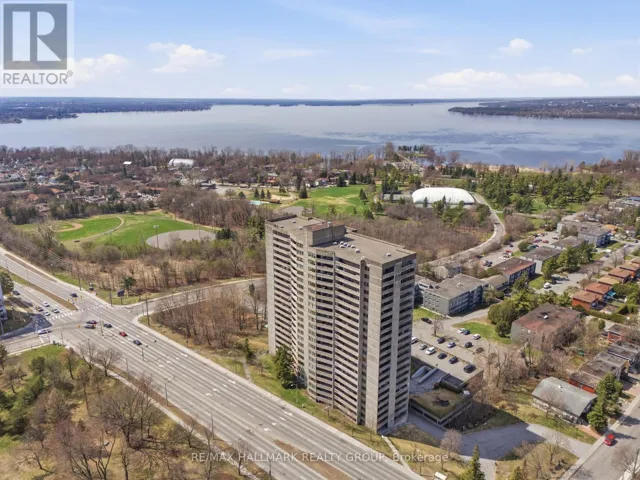 306 - 415 GREENVIEW AVENUE, Ottawa, Ontario K2B8G5