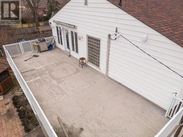 390 MURRAY STREET, North Bay (West End), Ontario P1B4G3