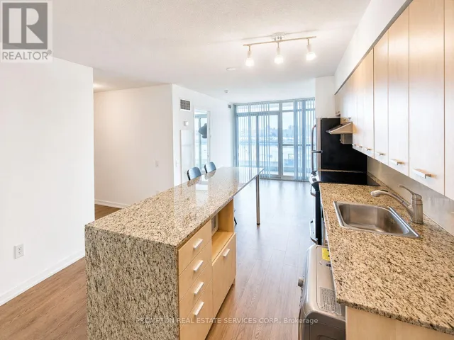 712 - 29 SINGER COURT, Toronto (Bayview Village), Ontario M5V3Z7