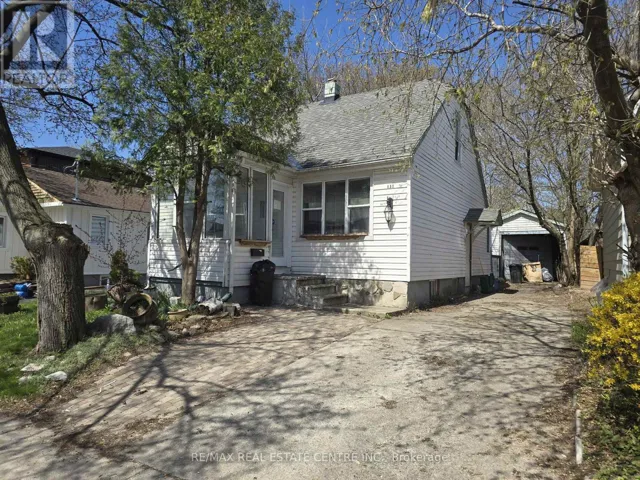 131 STEWART STREET, Oakville (CO Central), Ontario L6X1X8