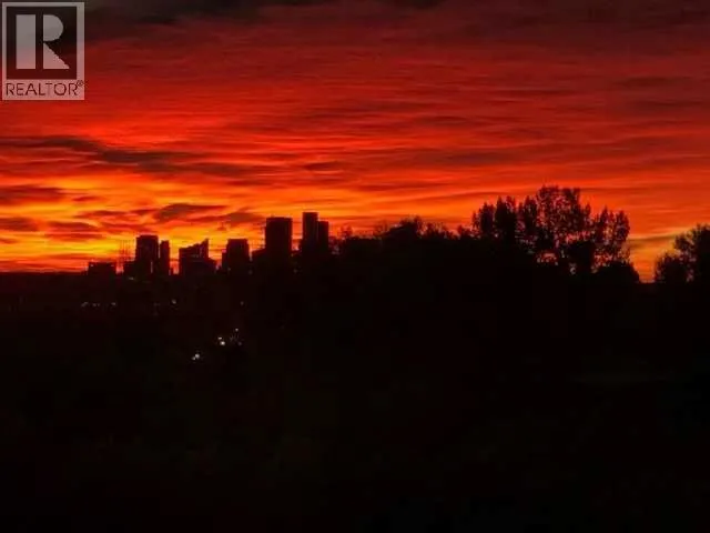 202, 520 Cedar Crescent SW, Calgary, Alberta T3C2Y8