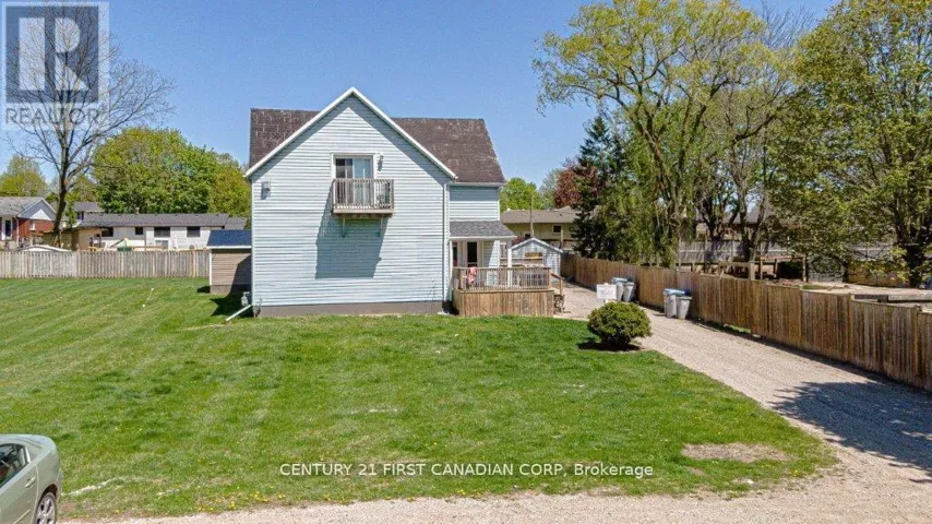 431 ALBERT STREET, Strathroy-Caradoc (NW), Ontario N7G1W8