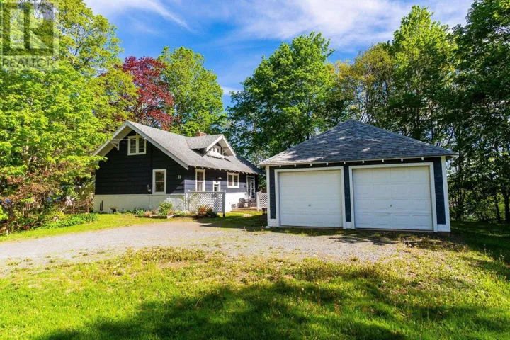 35 King Street, Kentville, Nova Scotia B4N1R4