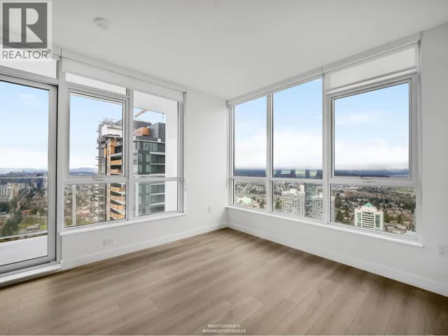 6087 WILSON AVENUE, Burnaby, British Columbia V5H2R5