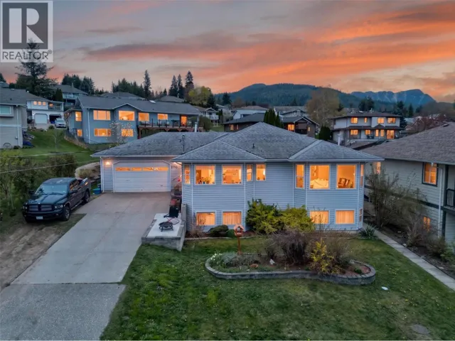 2190 1st Avenue SE, Salmon Arm, British Columbia V1E1K1
