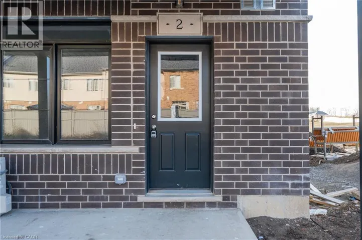 2 OAT Lane, Kitchener, Ontario N2R0T1