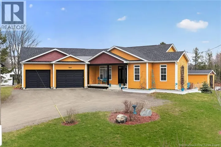 949 Elmwood Drive, Moncton, New Brunswick E1H2H1