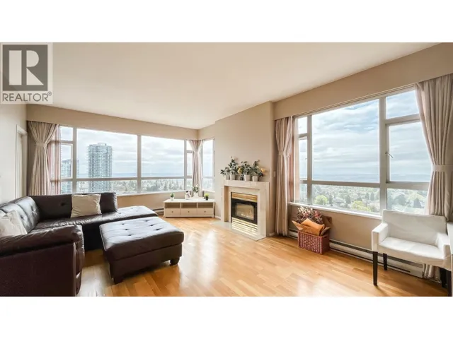 2102 6521 BONSOR AVENUE, Burnaby, British Columbia V5H4N3