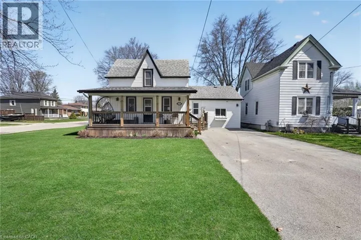 127 CROSS Street W, Dunnville, Ontario N1A1N3