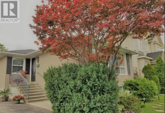 109 GOULDING AVENUE, Toronto (Newtonbrook West), Ontario M2M1L3