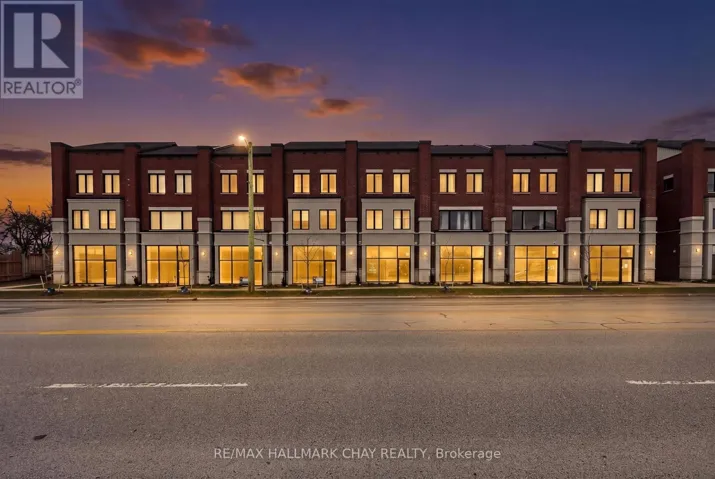 10 - 200 DISSETTE STREET, Bradford West Gwillimbury (Bradford), Ontario L3Z3G8