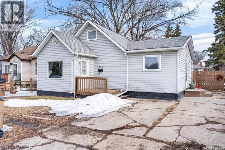 316 Crawford AVENUE E, Melfort, Saskatchewan S0E1A0