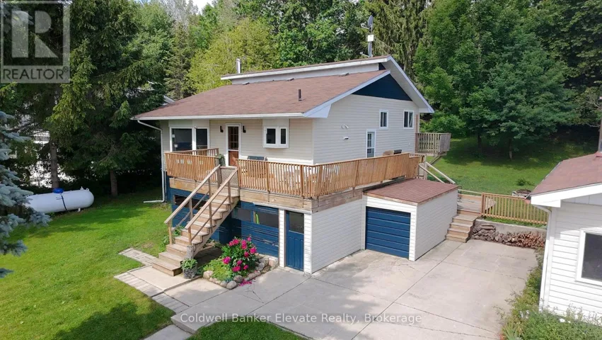 150 MACINTOSH DRIVE, Georgian Bluffs, Ontario N0H1S0