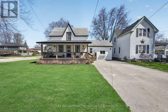 127 CROSS STREET W, Haldimand (Dunnville), Ontario N1A1N3