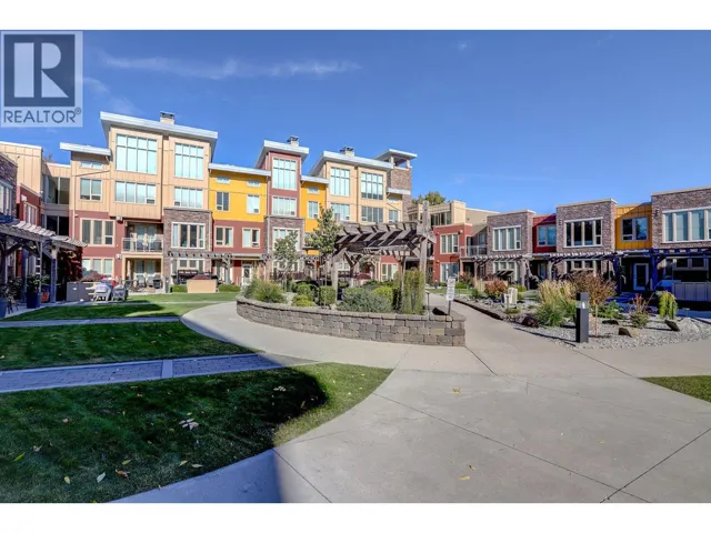 7343 Okanagan Landing Road Unit# 1114, Vernon, British Columbia V1H2J6