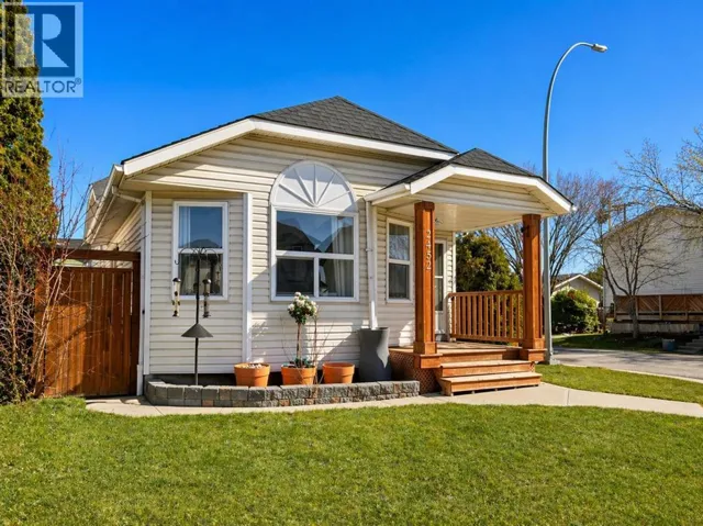 2452 Riverstone Road SE, Calgary, Alberta T2C4J8