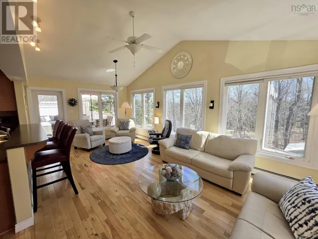 3 Beech Street, Bedford, Nova Scotia B4A1T1