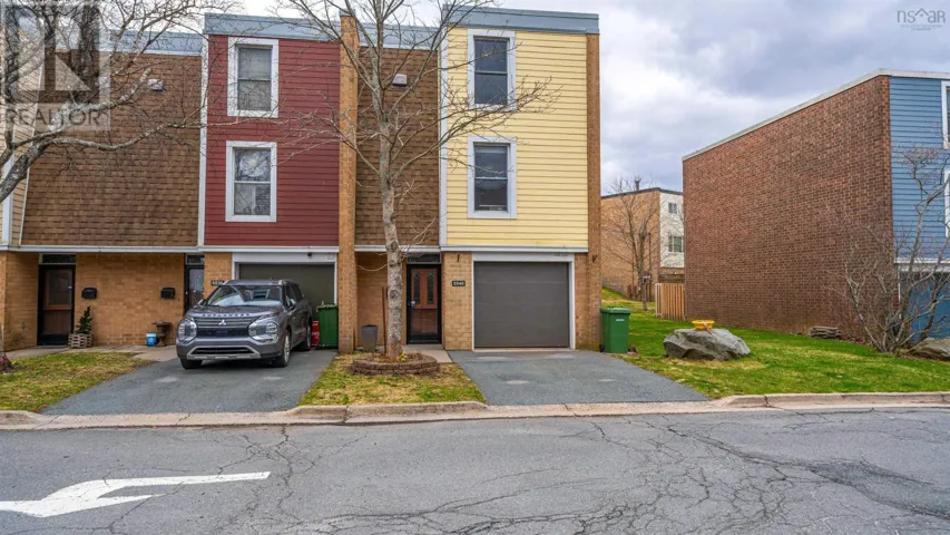5540 Stoneham, Halifax, Nova Scotia B3K4A5