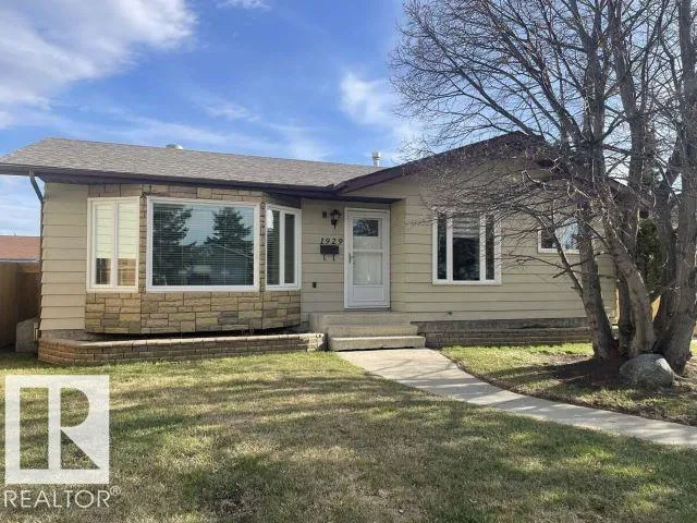 1929 65 ST NW, Edmonton, Alberta T6L1M1