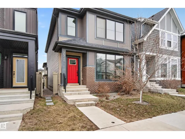 2937 COUGHLAN GR SW, Edmonton, Alberta T6W3X6