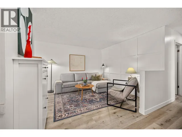 1441 Inkar Road, Kelowna, British Columbia V1Y8J1