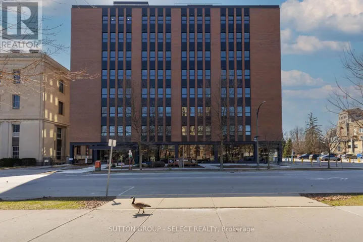 813 - 195 DUFFERIN AVENUE, London East (East F), Ontario N6K1K7