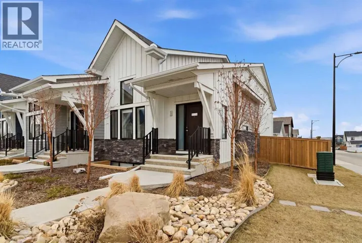 56 Iris Crescent, Okotoks, Alberta T1S5V6