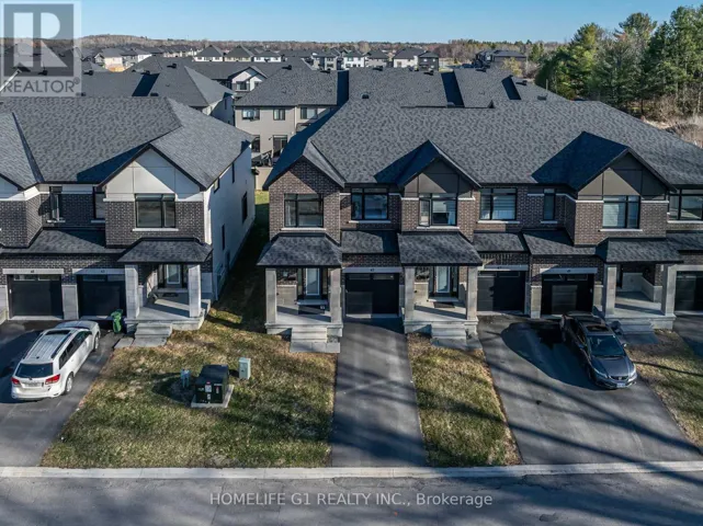 45 MOOSONEE CRESCENT, Ottawa, Ontario K4M0M1