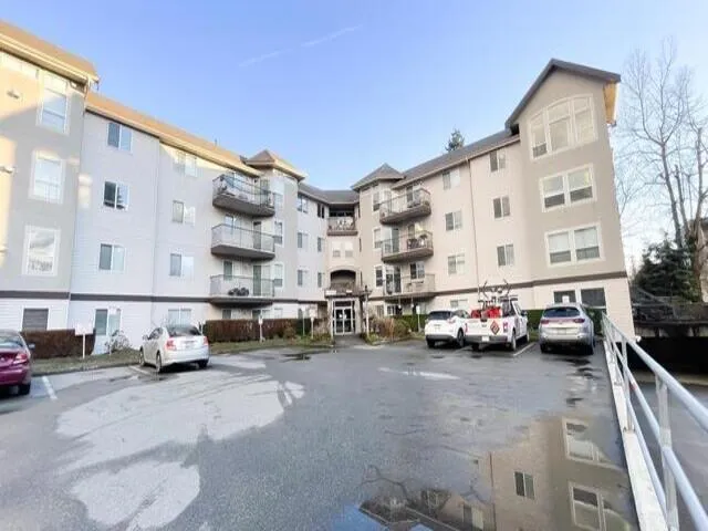 408 33480 GEORGE FERGUSON WAY, Abbotsford, British Columbia V2S8G1