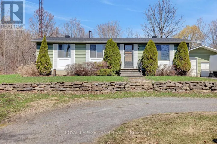 5523 MITCH OWENS ROAD, Ottawa, Ontario K1X1C2