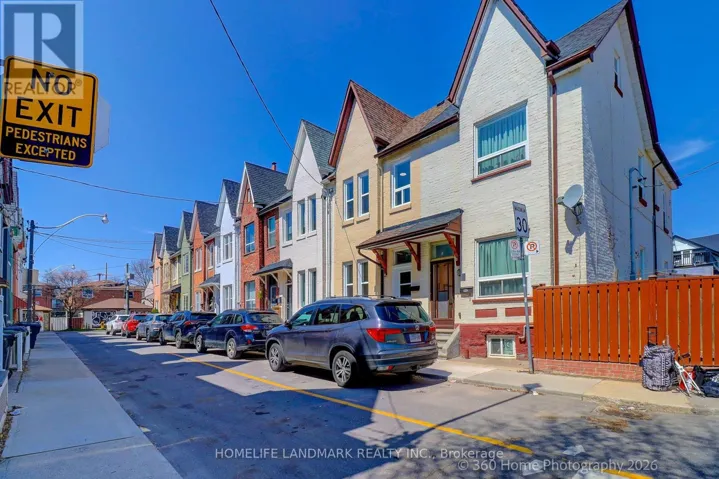 4 ANDREWS AVENUE, Toronto (Trinity-Bellwoods), Ontario M6J1S3
