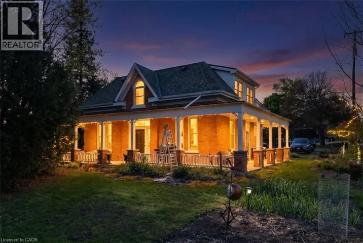 311 BROCK Road, Hamilton, Ontario L9H5H4