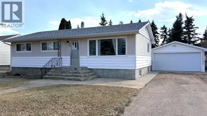 725 7 Avenue, Wainwright, Alberta T9W1C1