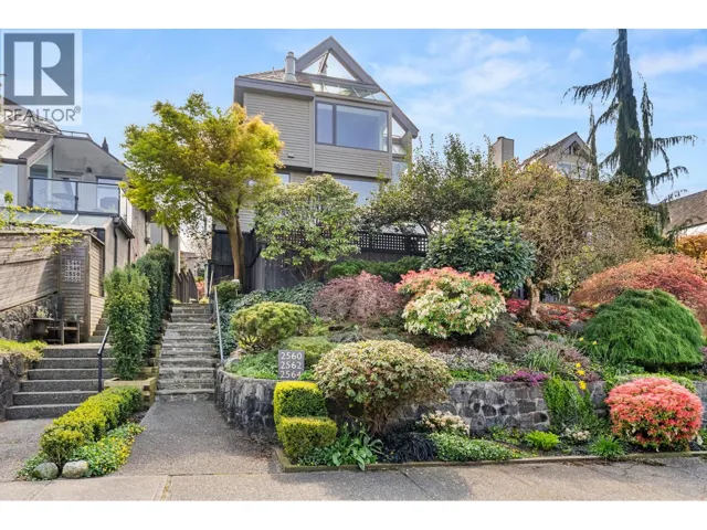 2564 W 1ST AVENUE, Vancouver, British Columbia V6K1G7