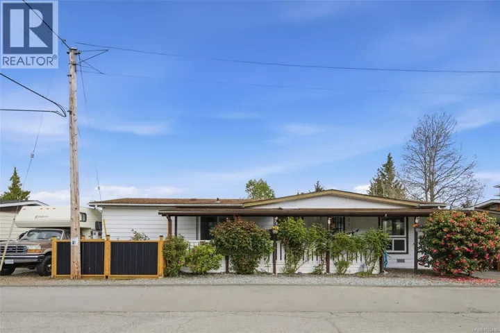 2 124 Cooper Rd, View Royal, British Columbia V9A7B3