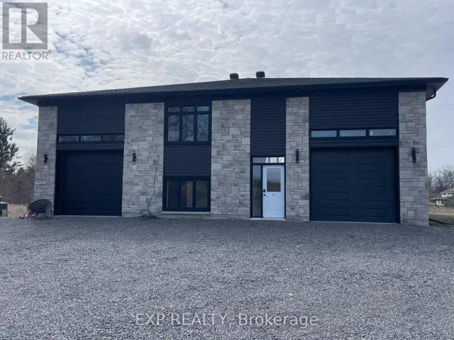 A - 293 FLAT RAPIDS ROAD, McNab/Braeside, Ontario K7S3G8