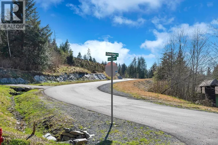 16911 Beachview Dr, Port Renfrew, British Columbia V0S1K0