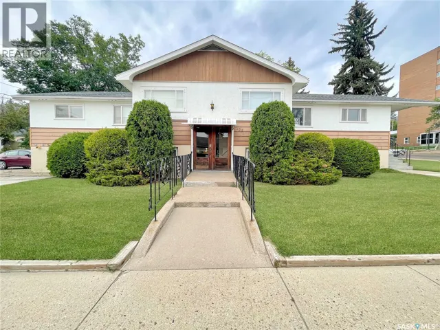 235 Sidney STREET E, Swift Current, Saskatchewan S9H1T4