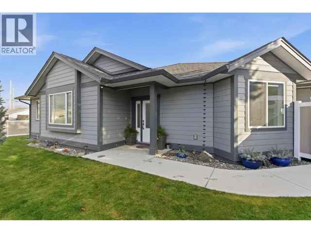 402 11 Avenue, Keremeos, British Columbia V0X1N3